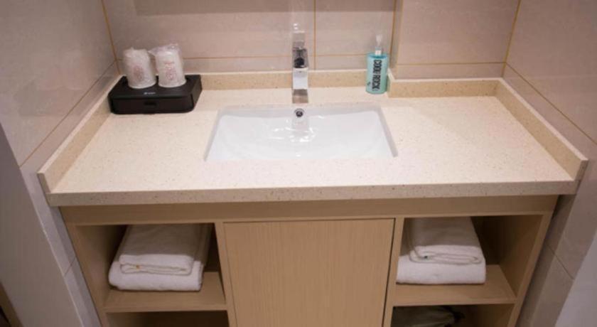 City Comfort Inn Luzhou Jiangyang District Wancheng International Экстерьер фото